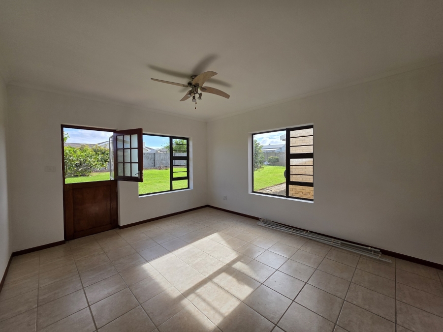 2 Bedroom Property for Sale in C Place Eastern Cape